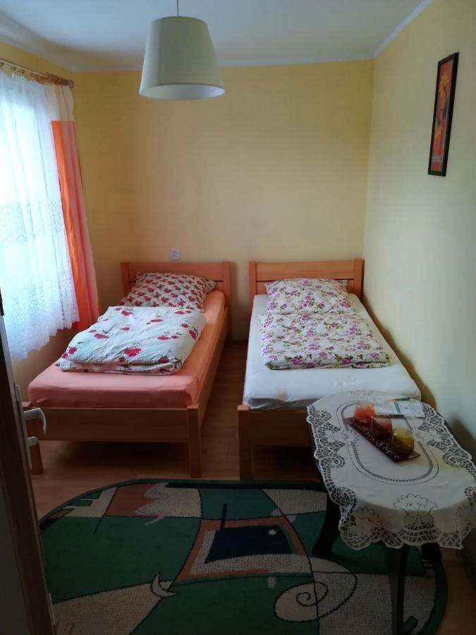 Villa Pod Jablonia Jezierzany Esterno foto